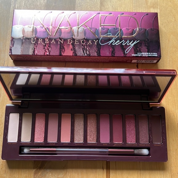 Urban Decay Naked Cherry